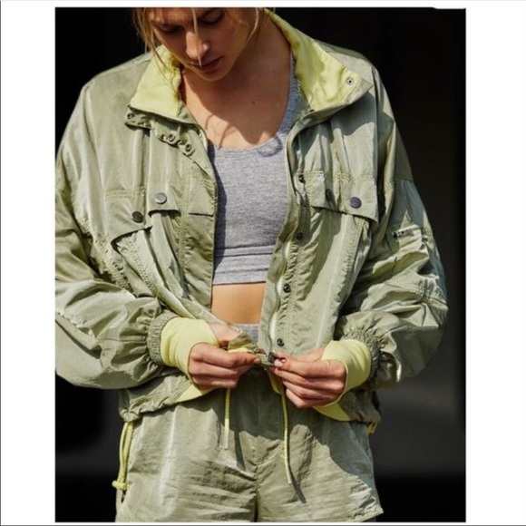 Host Pick! ❤️🎉🎀 BNWOT Free People Movement Opal Windbreaker Jacket - Picture 9 of 12